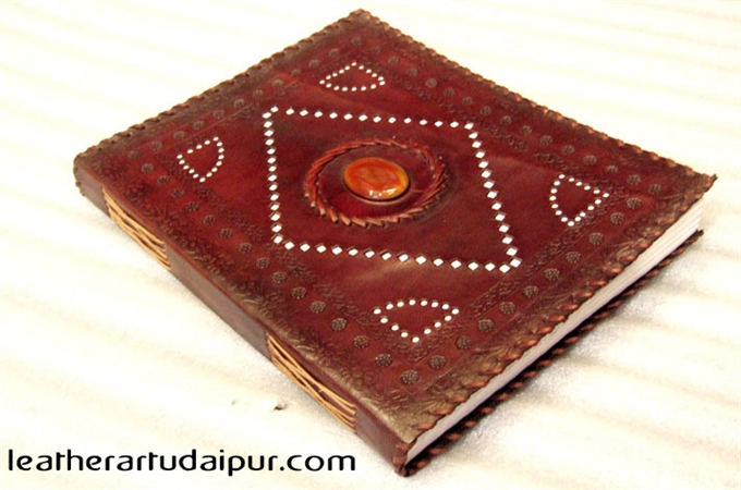 Art Leather Journal : Traditional Leather Notebook